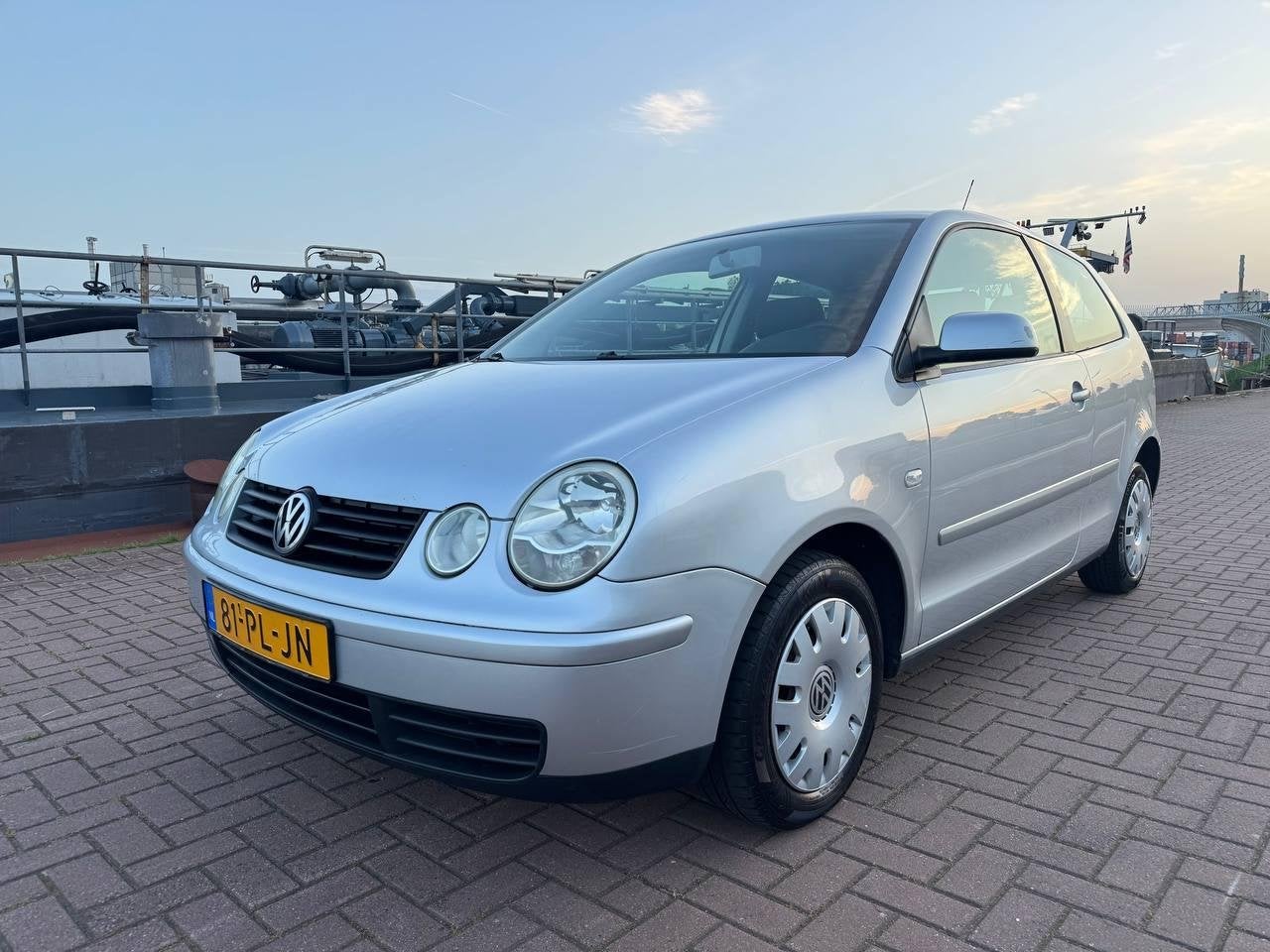 Volkswagen Polo 1.4-16V Athene /Cruise/Airco/Frisse APK, Auto's, Volkswagen, Voorwielaandrijving, Stof, Zwart, Origineel Nederlands