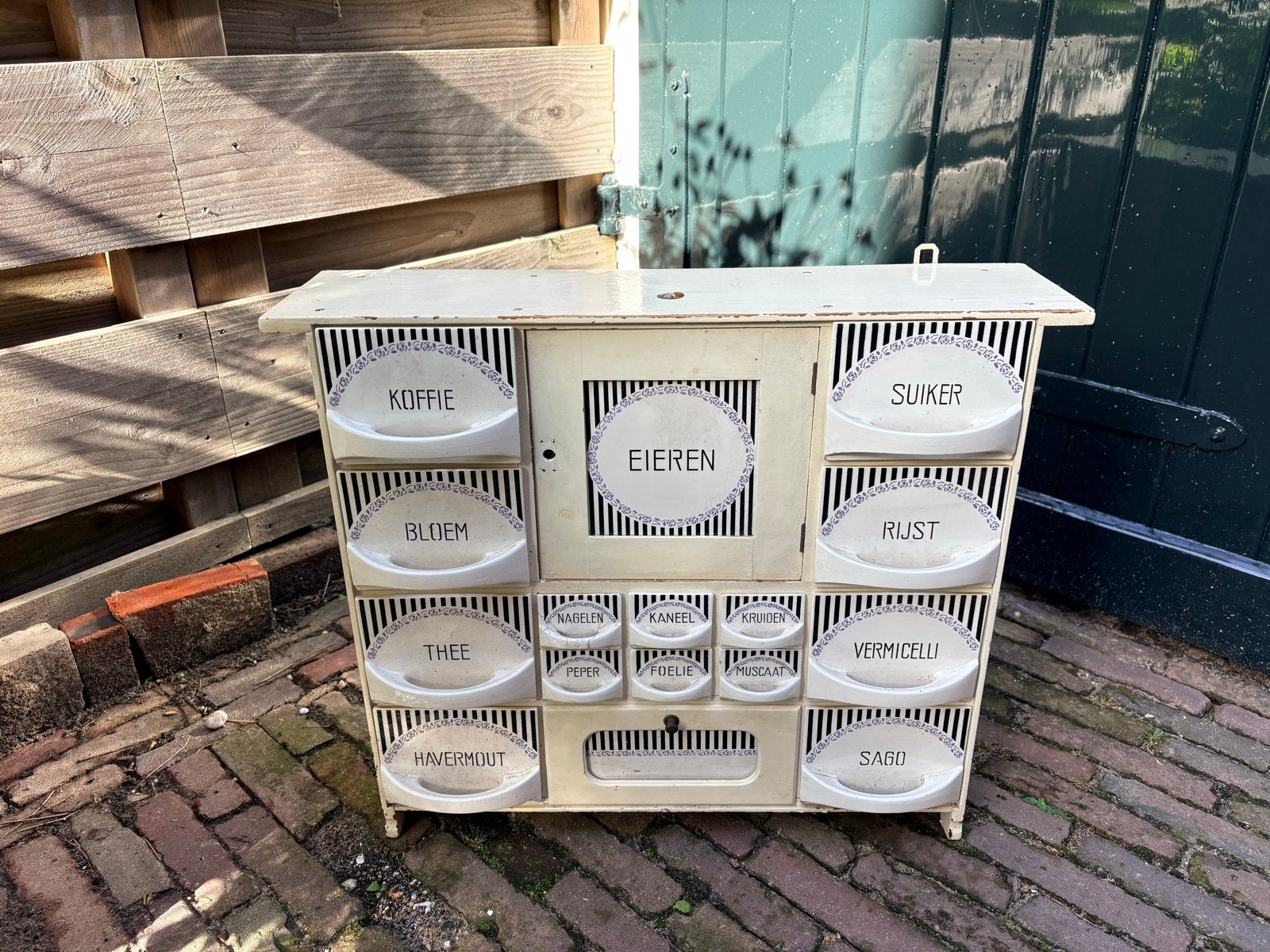 Antieke kruidenkast met porseleinen laden, Antiek en Kunst, Ophalen