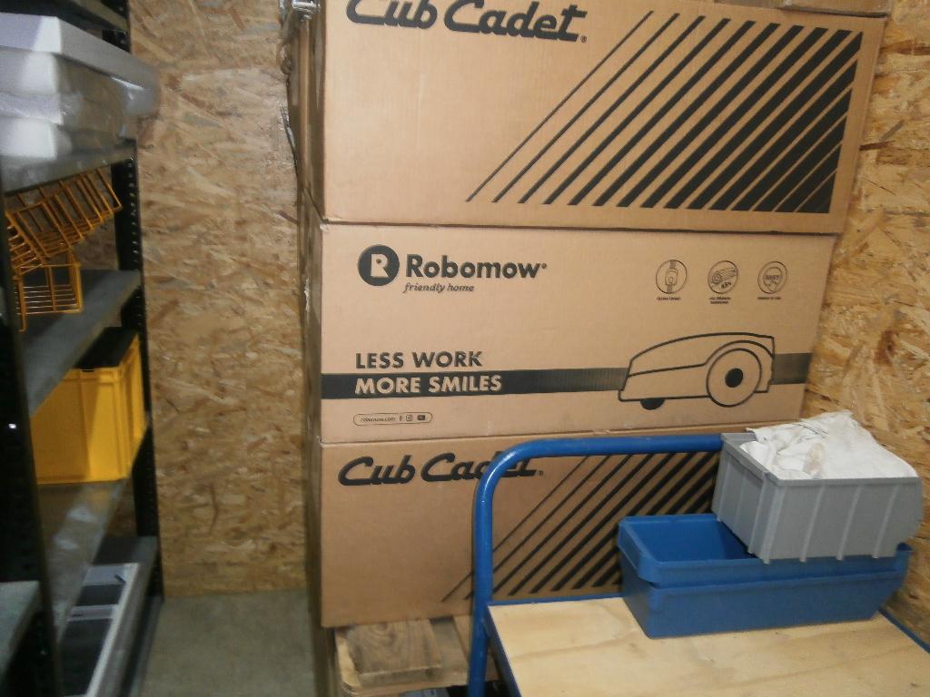 wij stoppen met robomow en cub cadett robot maaiers nieuw, Ophalen, Cirkelmaaier, Robomow, Minder dan 30 cm