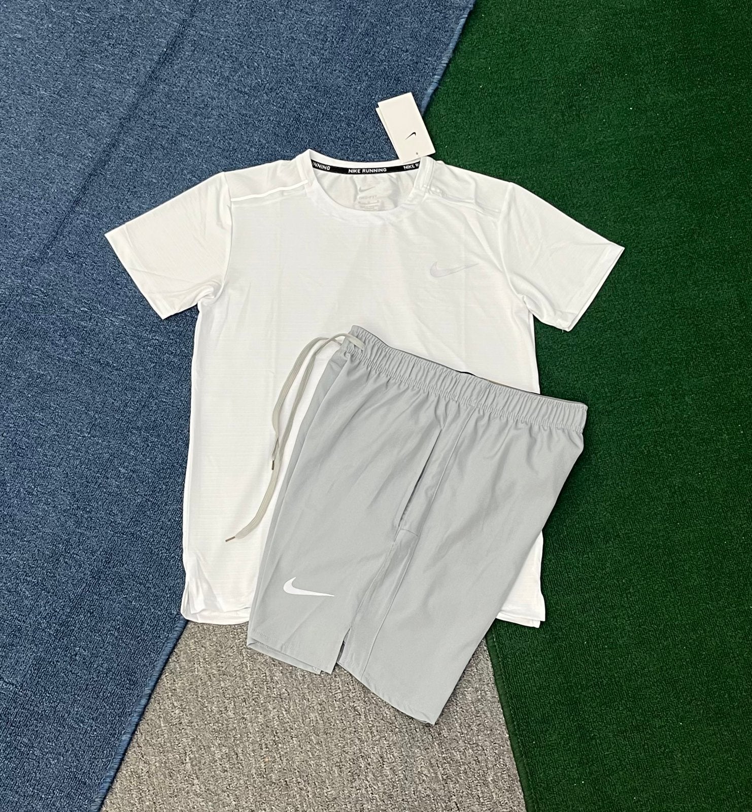 Nike miller, OnCloud zomer setjes!, Ophalen of Verzenden, Nieuw, Overige maten