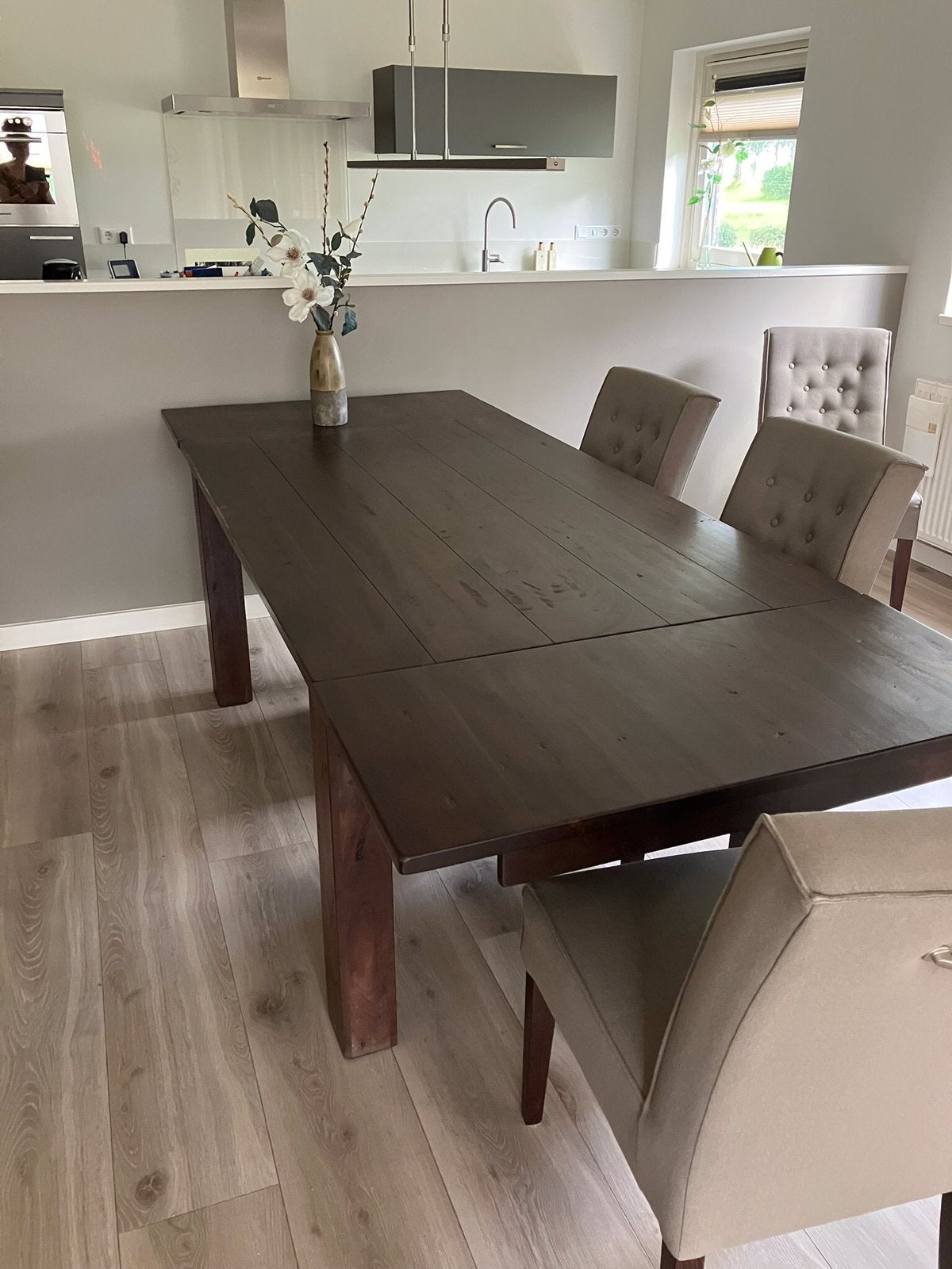 Koloniale eettafel met twee losse bladen om hem te verlengen, Ophalen, Gebruikt, Koloniaal, 4 tot 6 stoelen