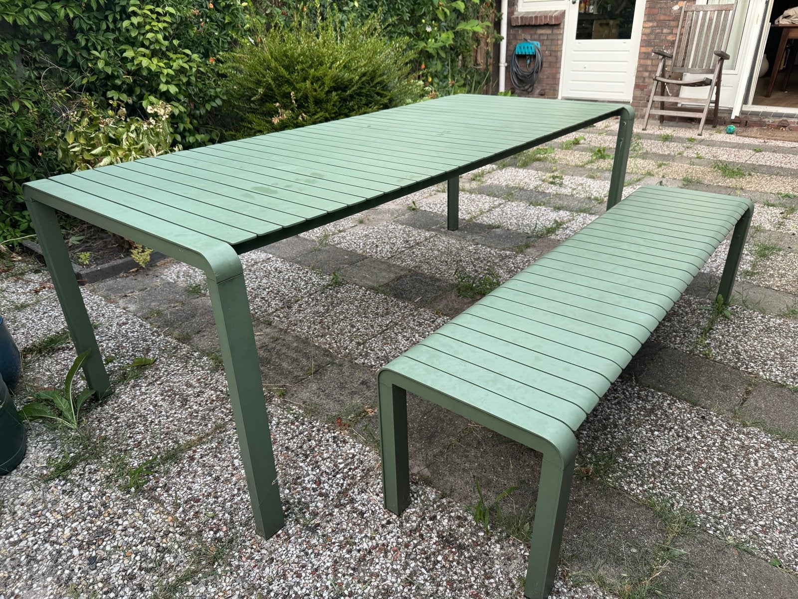 Zuiver Vondel Tuintafel (214x97) en Tuinbank (175) Groen, Tuin en Terras, Ophalen, 6 zitplaatsen, Aluminium, Zo goed als nieuw