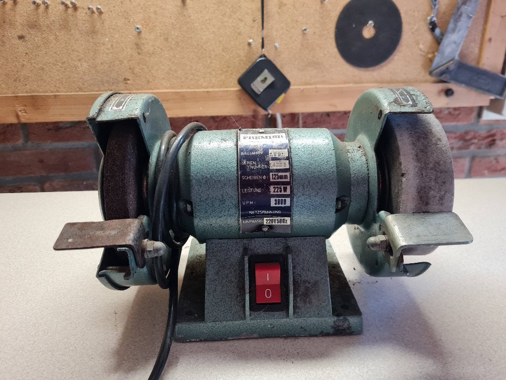 slijpmachines, Ophalen, Gebruikt, Minder dan 700 watt, Werkbankslijpmachine