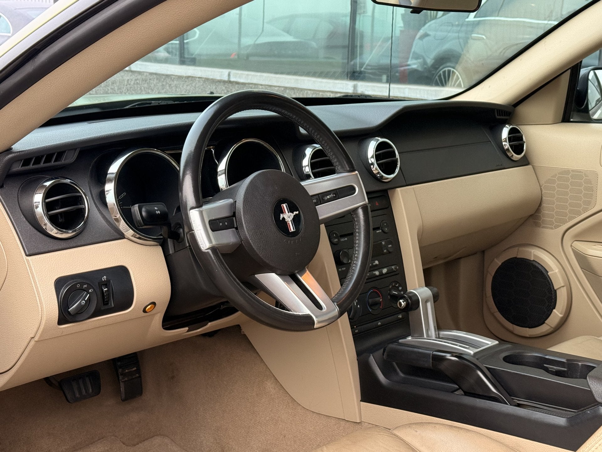 Ford USA Mustang 4.0 V6 206PK | Cruise | Airco | Radio/CD |, Auto's, 4009 cc, Achterwielaandrijving, Gebruikt, Beige