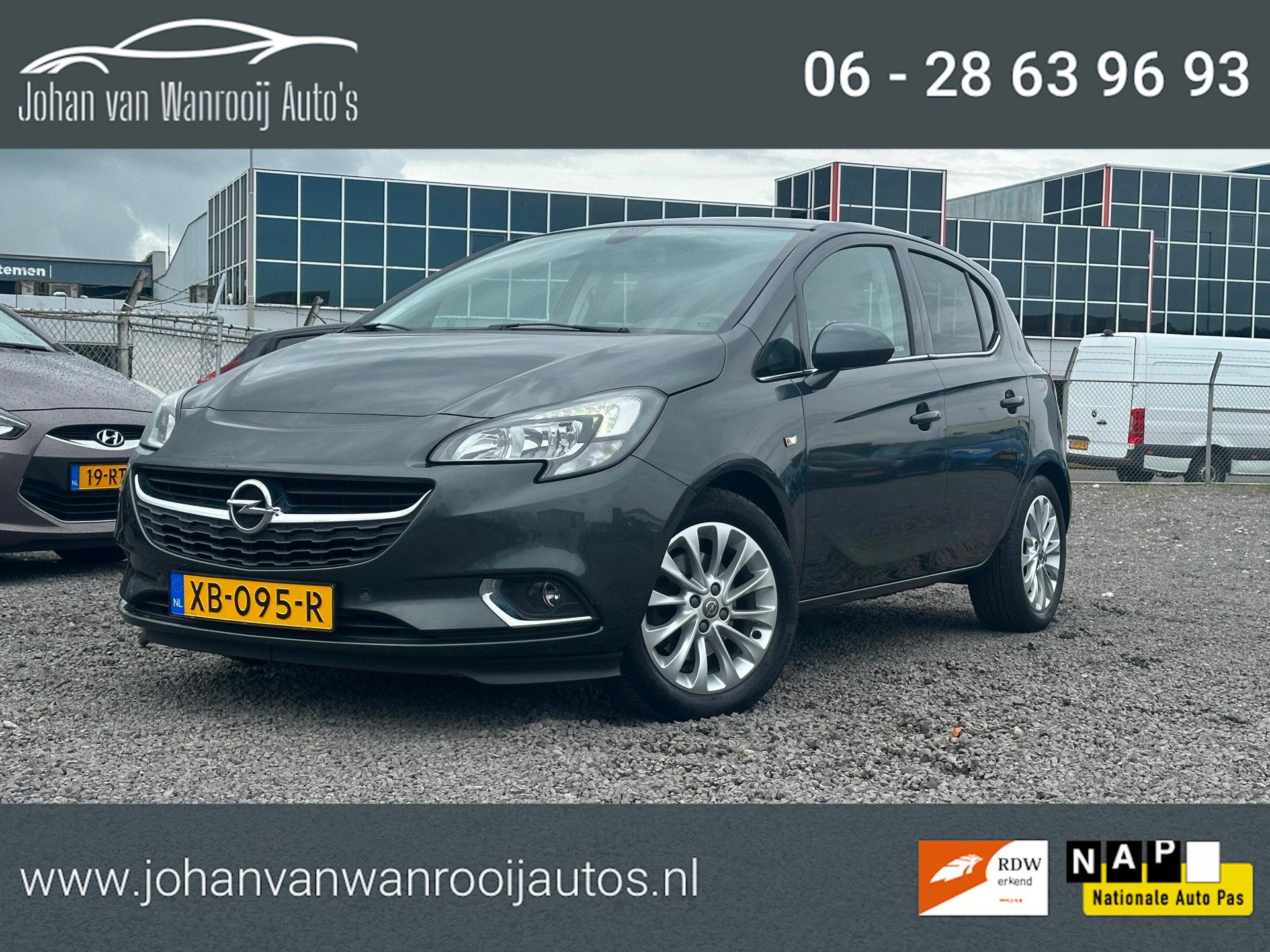 Opel Corsa 1.0 Turbo Online Edition/CAMERA/NAVI/NW APK, Auto's, Voorwielaandrijving, Leder en Stof, 49 €/maand, Origineel Nederlands