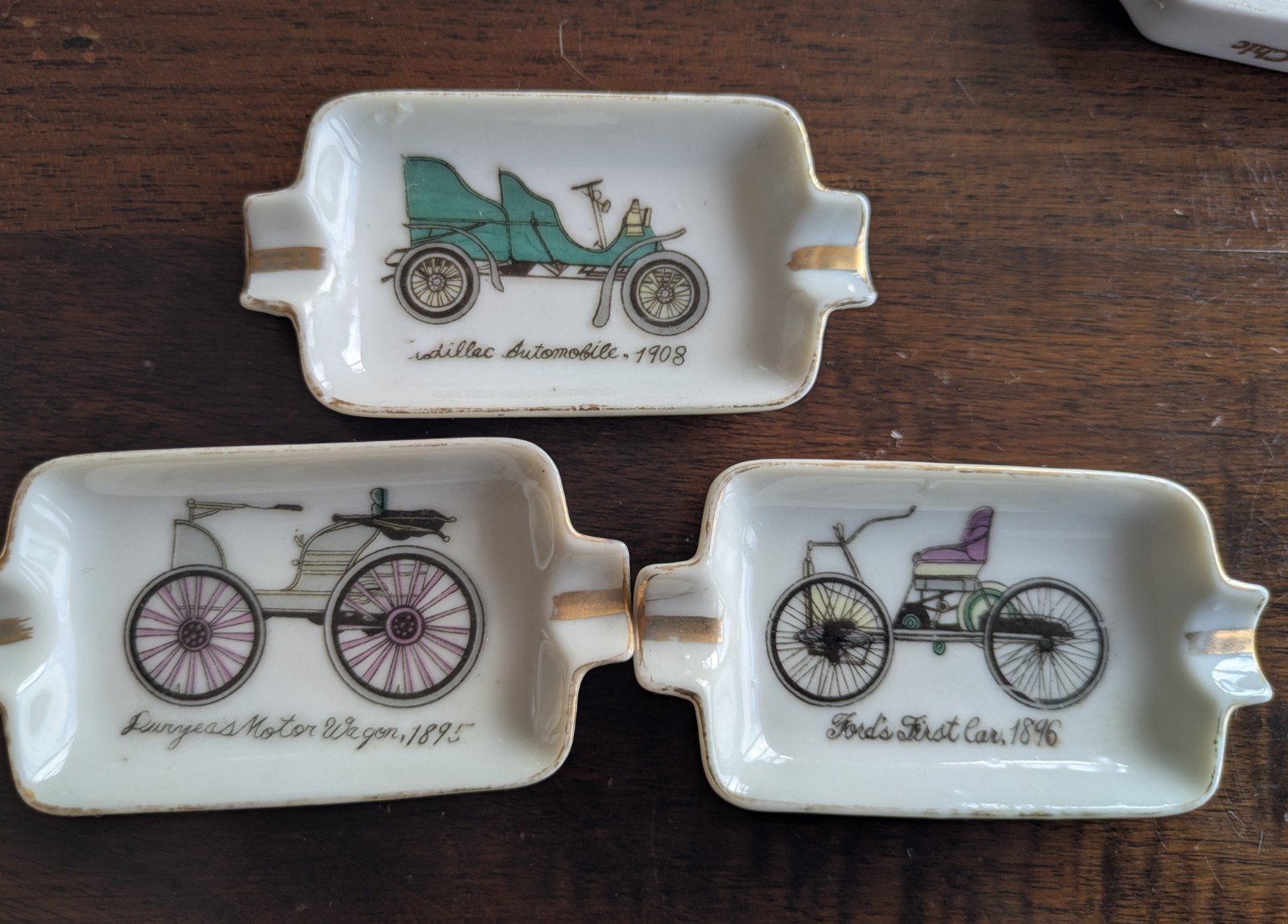 Set van 3 vintage asbakken met klassieke auto's, jaren '50, Ophalen of Verzenden, Gebruikt