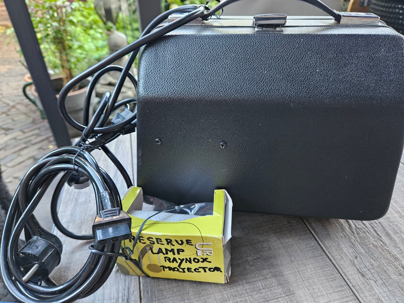 RAYNOX 8mm projector met reserve lamp, Ophalen of Verzenden, Gebruikt