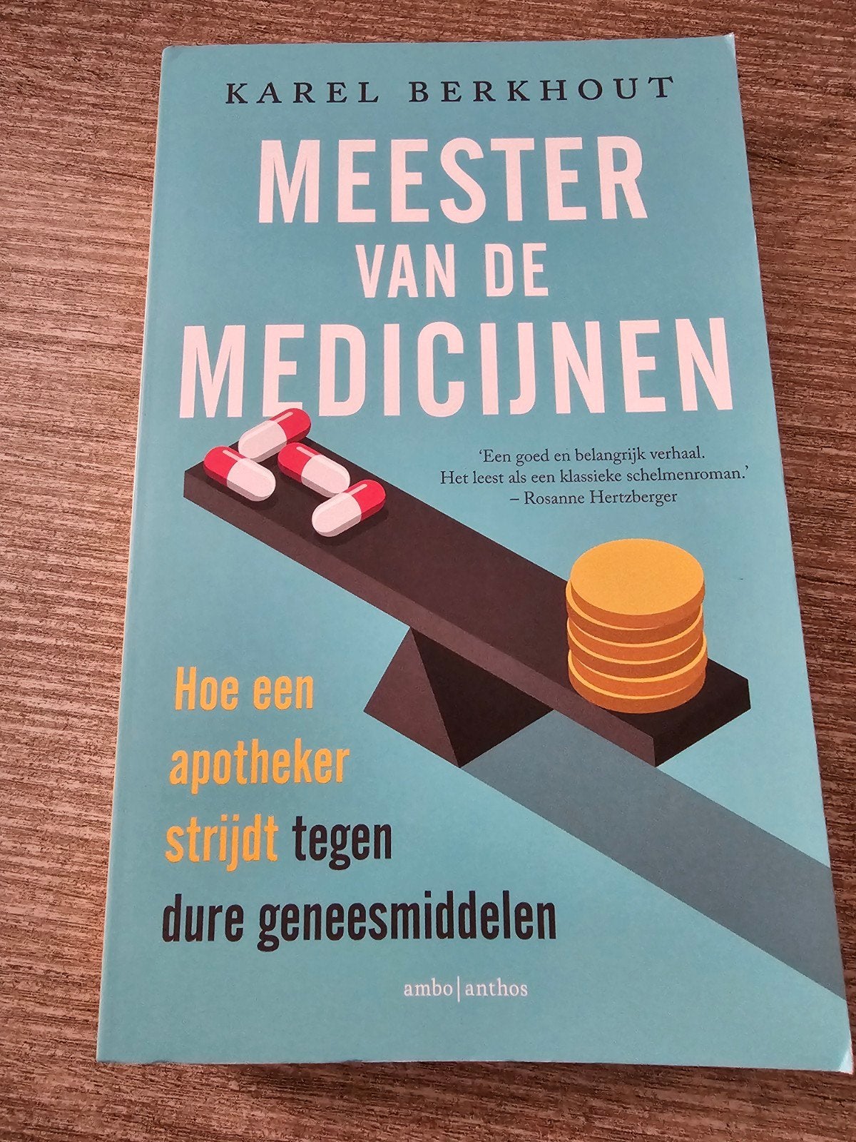 Meester van de Medicijnen - Karel Berkhout, Ophalen of Verzenden, Gelezen, Karel Berkhout