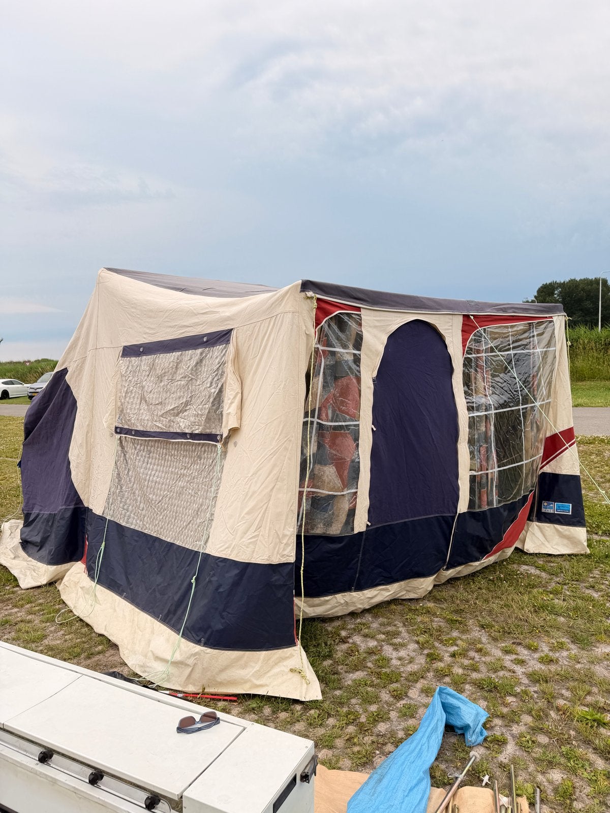 Jamet vouwwagen met keuken en 4 slaapplaatsen, Ophalen, Meerkleurig, Aanwezig, Jamet
