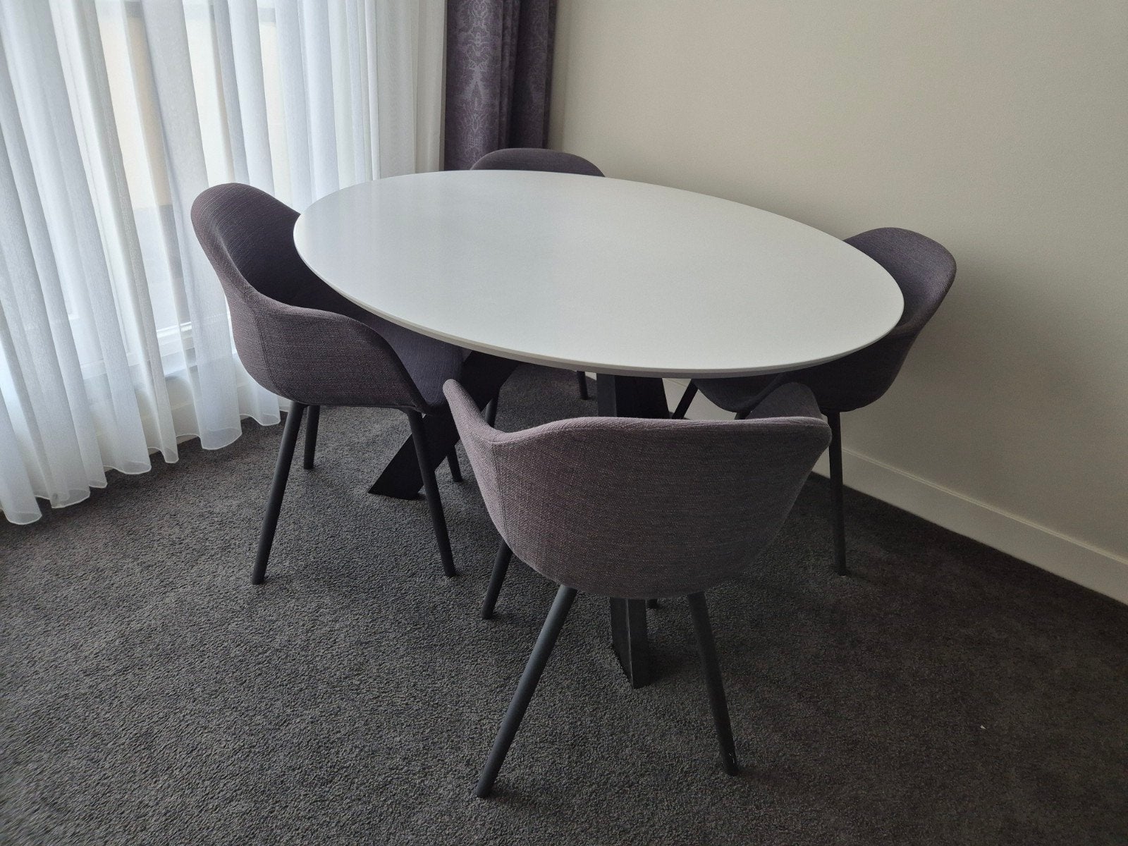ronde witte eettafel., Ophalen, Gebruikt, Rond, Modern, gelakt