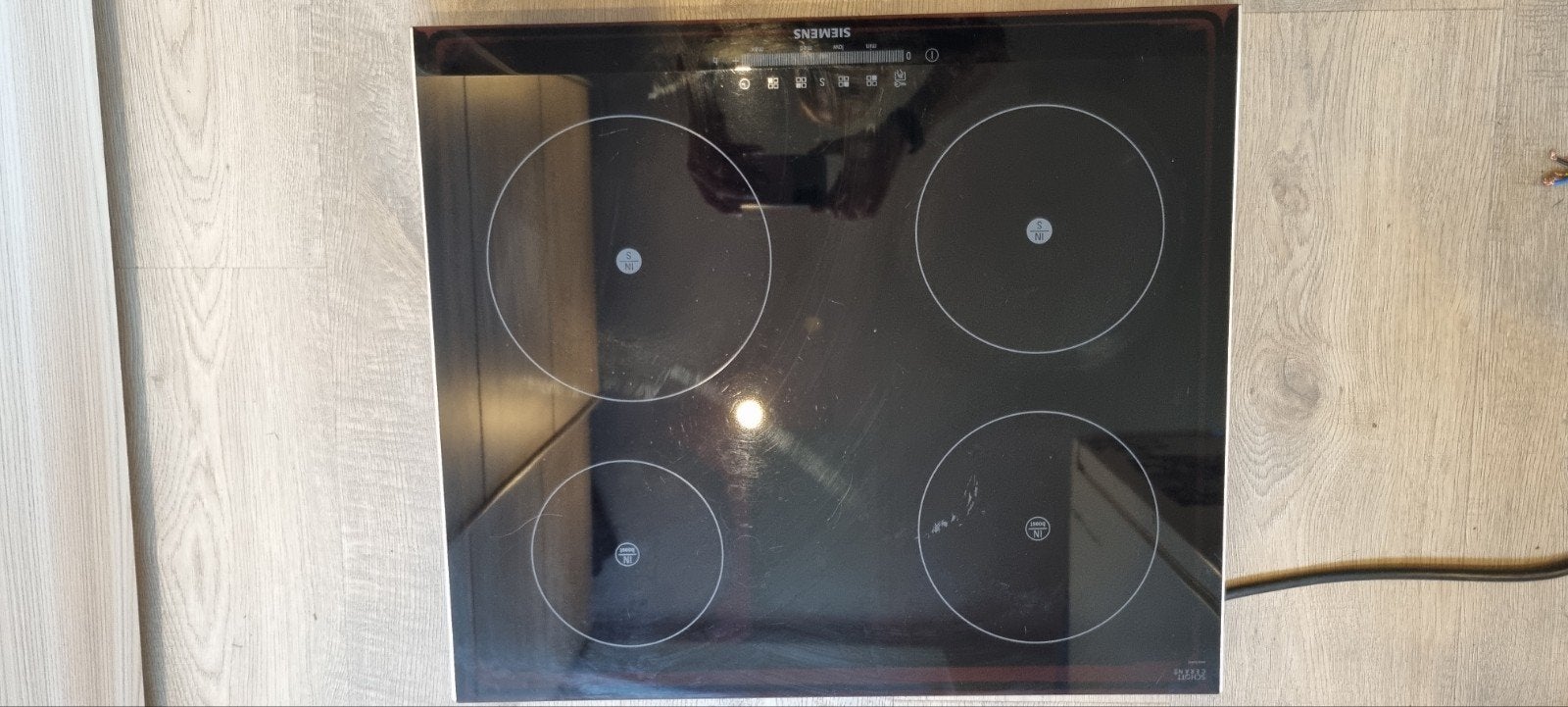 Defecte Siemens Inductiekookplaat EH675FE27E/01, Witgoed en Apparatuur, Ophalen, 4 kookzones, Inbouw, Inductie