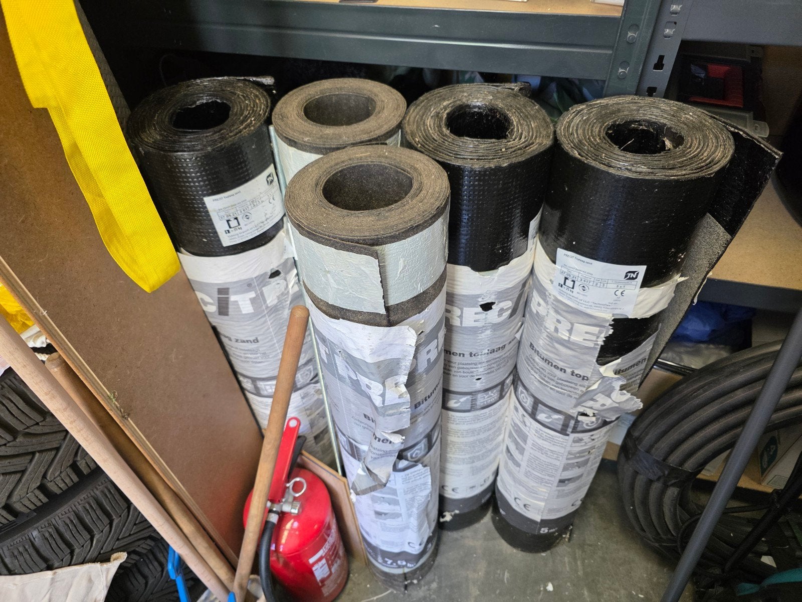 Bitumen toplaag en grondlaag - 15m², Ophalen, Overige materialen, Zwart, Nieuw