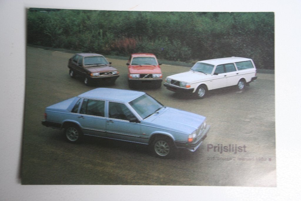 Folder Volvo prijslijst personenwagens 015/ 2-2-1982 (1), Ophalen of Verzenden, Nieuw, Volvo