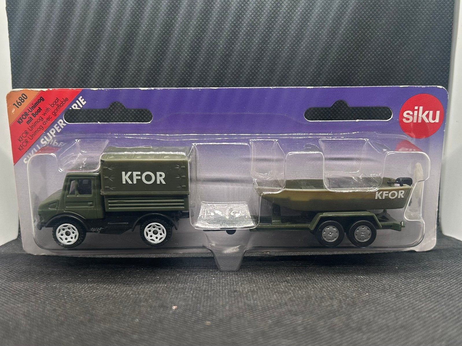 Siku Mercedes Unimog KFOR 1:64 OVP, Ophalen of Verzenden, Zo goed als nieuw, Bus of Vrachtwagen