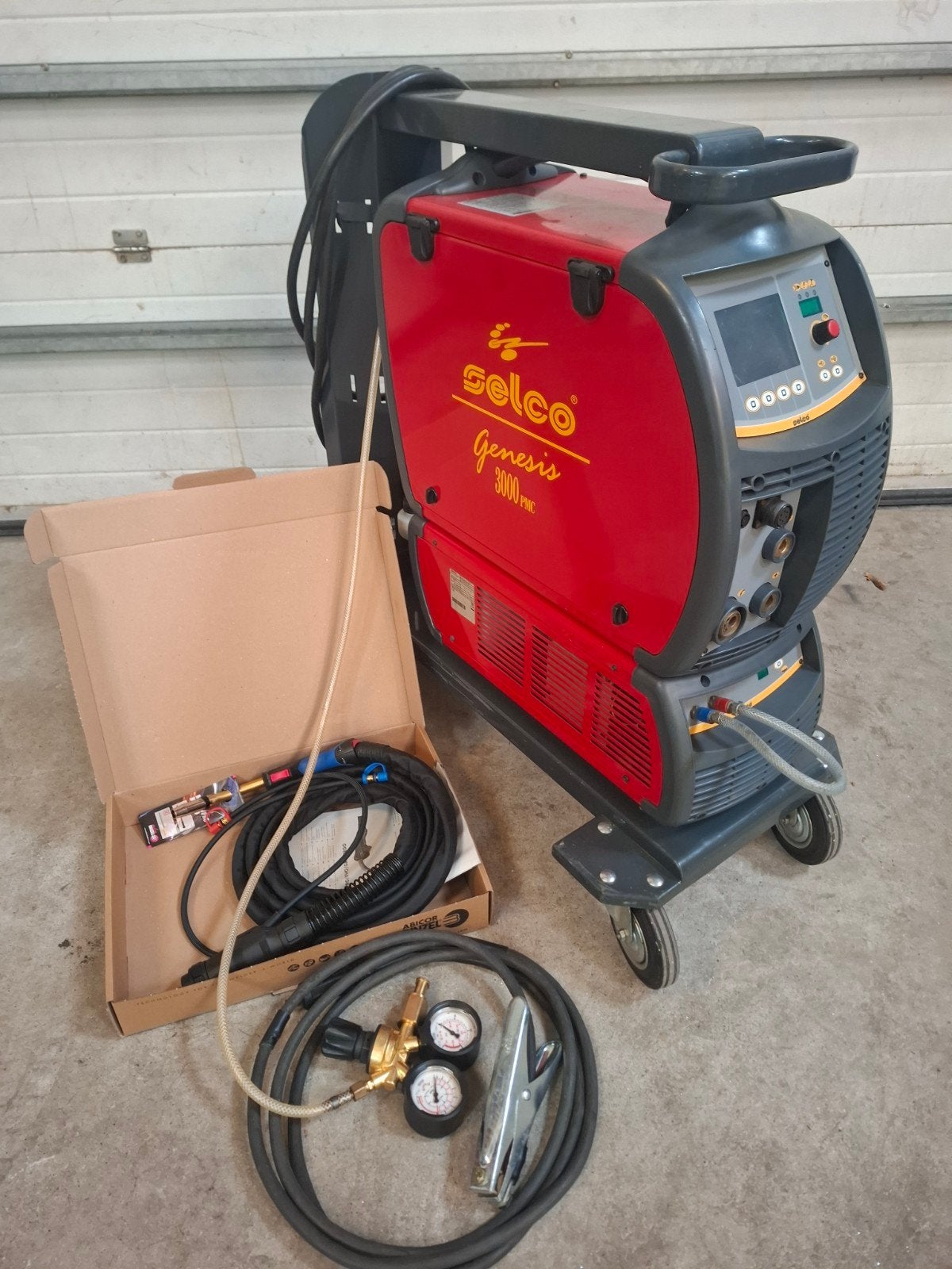 Selco Genesis 3000 PMC Puls Lasapparaat TIG MMA, Doe-het-zelf en Verbouw, Ophalen of Verzenden, Zo goed als nieuw, 250 ampère of meer