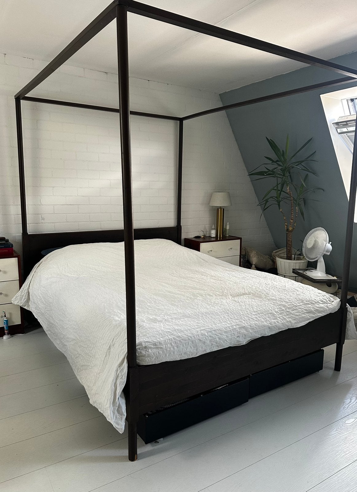 Houten hemelbed 160x200, Ophalen, Gebruikt, Bruin, Tweepersoons