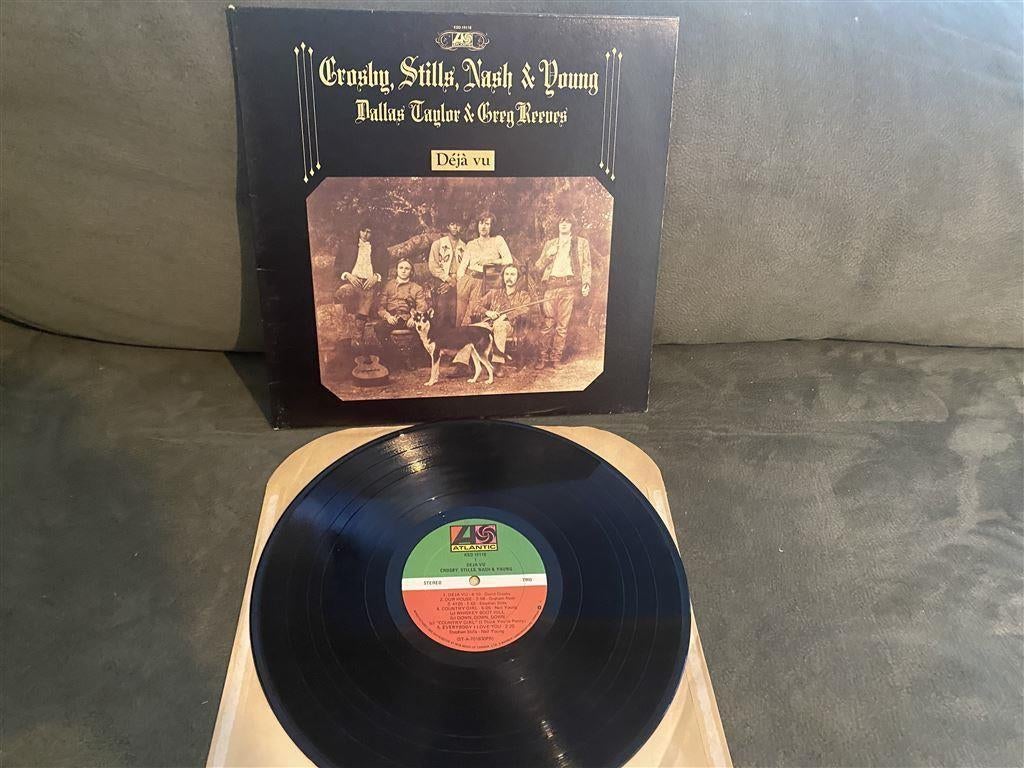 Crosby stills nash en Young deja vu [170]