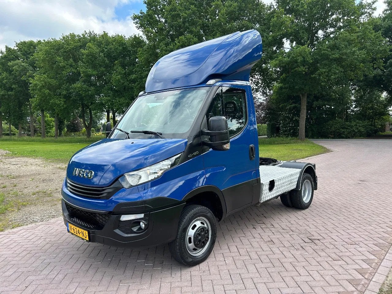 Iveco Daily 40 C18 Be trekker 9.4 TON euro 6 (bj 2018), Auto's, Bestelauto's, Achterwielaandrijving, Gebruikt, Euro 6, 4 cilinders