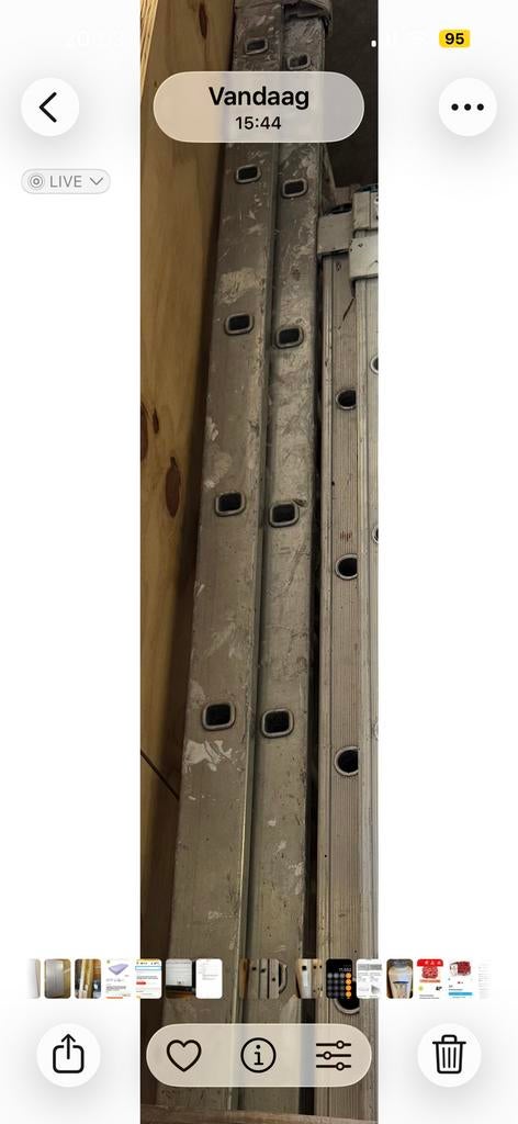 Schuifladder 2 delen, Doe-het-zelf en Verbouw, Ladders en Trappen, Ophalen, Zo goed als nieuw, Opvouwbaar of Inschuifbaar, 4 meter of meer
