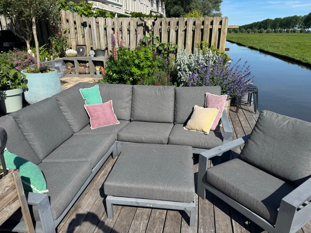 Luxe loungeset met hoekbank en fauteuil, Ophalen, 5 zitplaatsen, Gebruikt, Aluminium