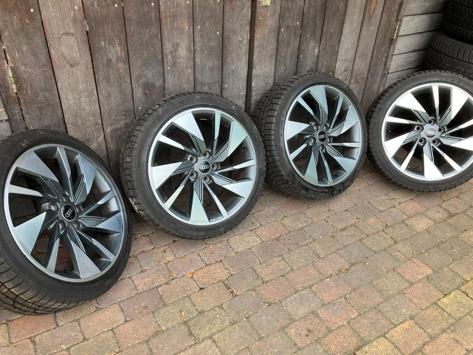 Audi A3 S velgen met winterbanden 8.5 profiel Continental, Ophalen, 18 inch, Gebruikt, Banden en Velgen