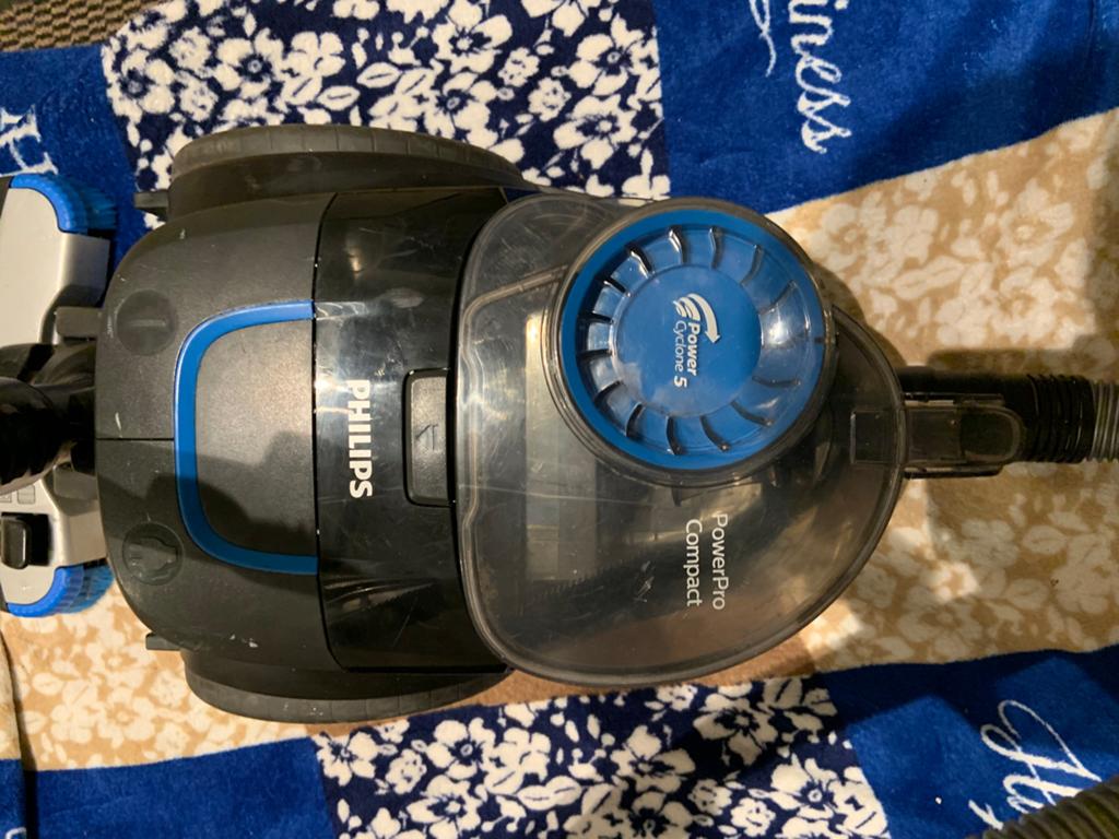 Philips PowerPro Compact stofzuiger - Zo goed als nieuw, Philips, Ophalen of Verzenden, Zo goed als nieuw, Reservoir