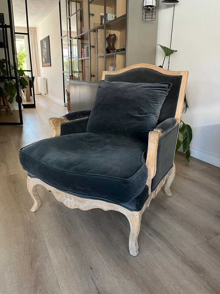 Mooie houten fauteuil met blauwe velours kussens, Ophalen, Gebruikt, Blauw, Stof