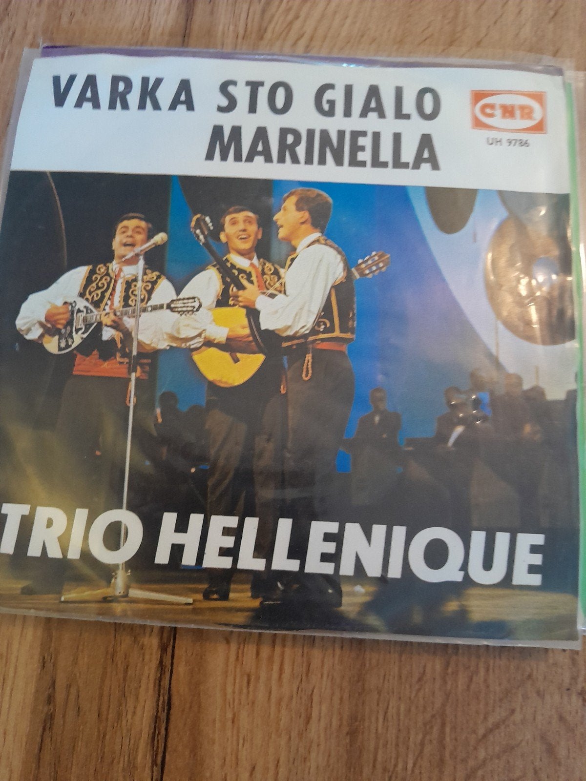 trio hellenique 7inch varka sto gialo, Ophalen of Verzenden, Zo goed als nieuw, Nederlandstalig