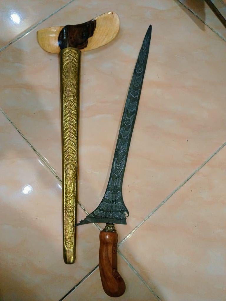 Antieke Keris Sinom Pamor Tumpuk Gayaman Yogyakarta SVD71, Antiek en Kunst, Verzenden
