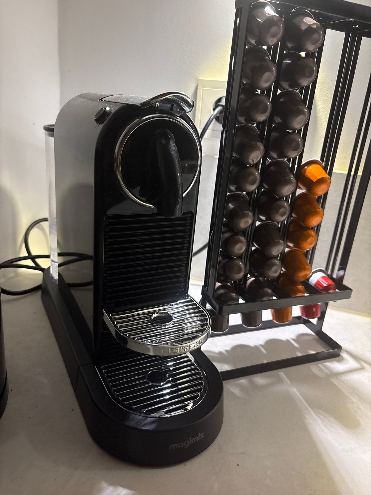 Nespresso Magimix koffiezetapparaat met capsulehouder, Witgoed en Apparatuur, Koffiezetapparaten, Gebruikt, Espresso apparaat