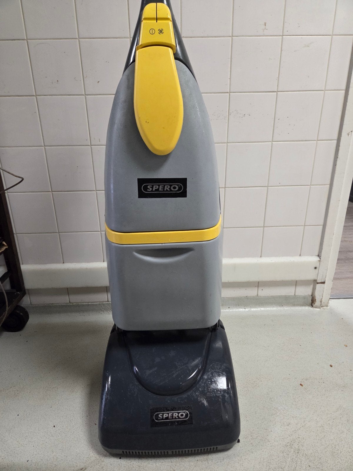 Spero Vloerreiniger - Professionele Schoonmaakmachine, Combi-reiniger, Overige merken, Gebruikt, Ophalen of Verzenden