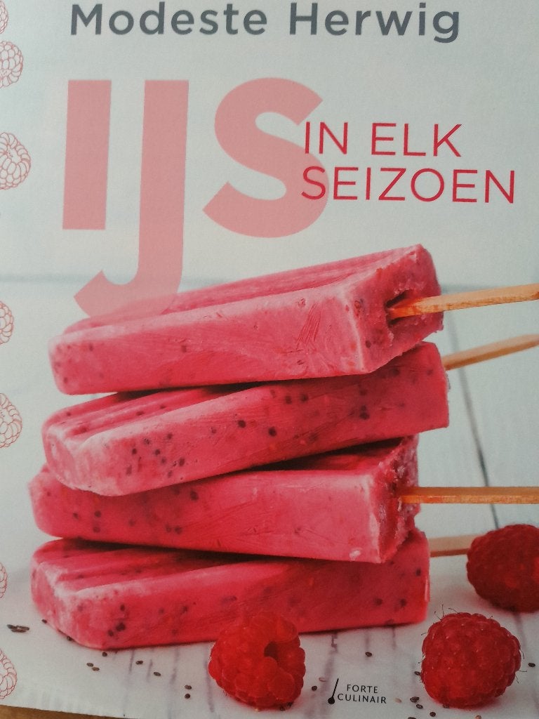 IJS IN ELK SEIZOEN,, Boeken, Ophalen, Modeste herwig, Overige typen, Zo goed als nieuw