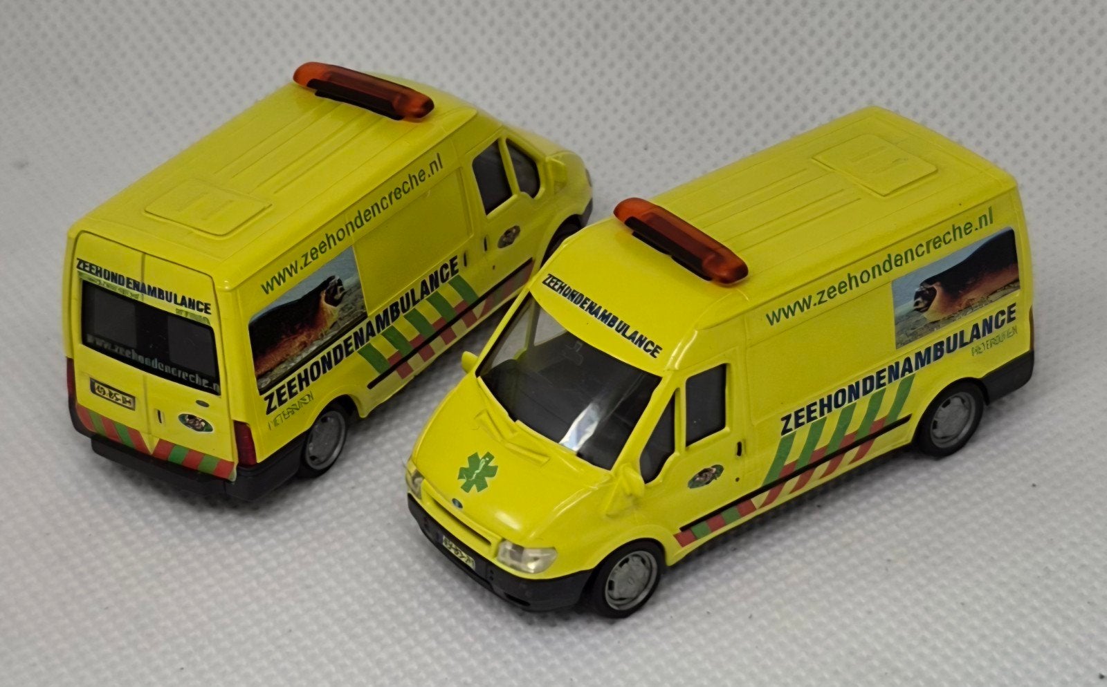 Ford Transit Zeehondenambulance Eigenbouw, Ophalen of Verzenden, Zo goed als nieuw, Auto, Rietze