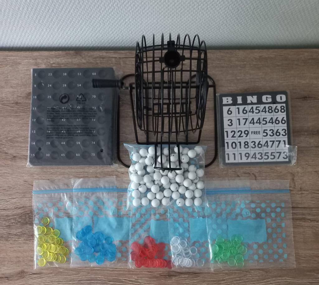 Bingoset., Hobby en Vrije tijd, Gezelschapsspellen | Overige, Ophalen of Verzenden, Gebruikt