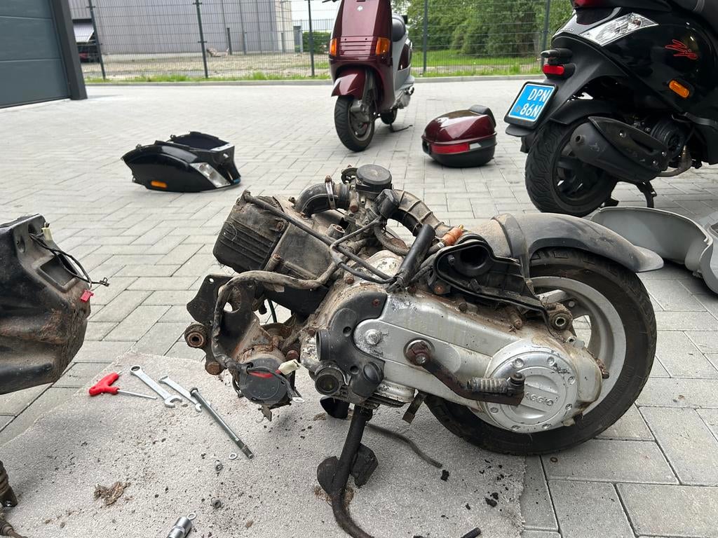 Piaggio Zip 4takt blok, Fietsen en Brommers, Brommeronderdelen | Scooters, Ophalen, Gebruikt, Blok, Piaggio