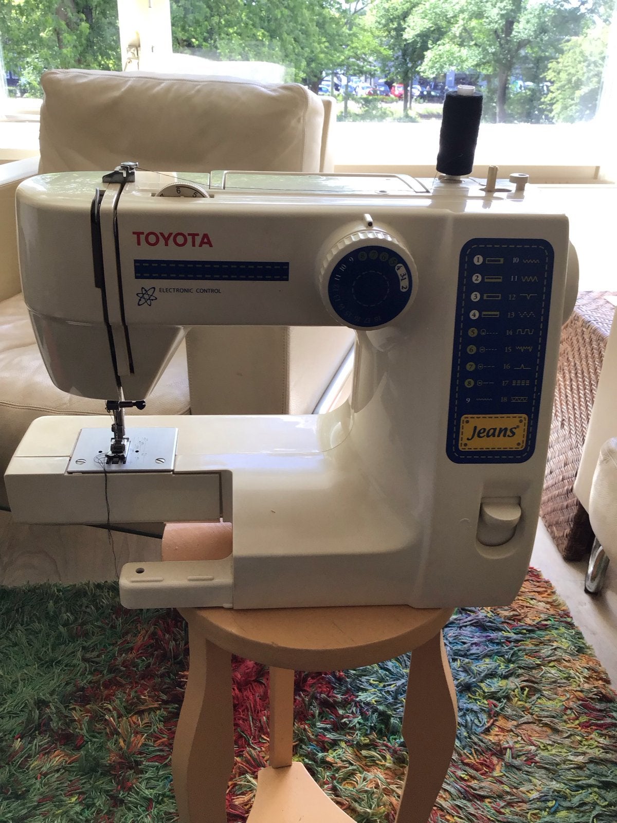 Toyota JFS18 RS Naaimachine - Jeans Model, Hobby en Vrije tijd, Naaimachines en Toebehoren, Ophalen of Verzenden, Gebruikt, Naaimachine