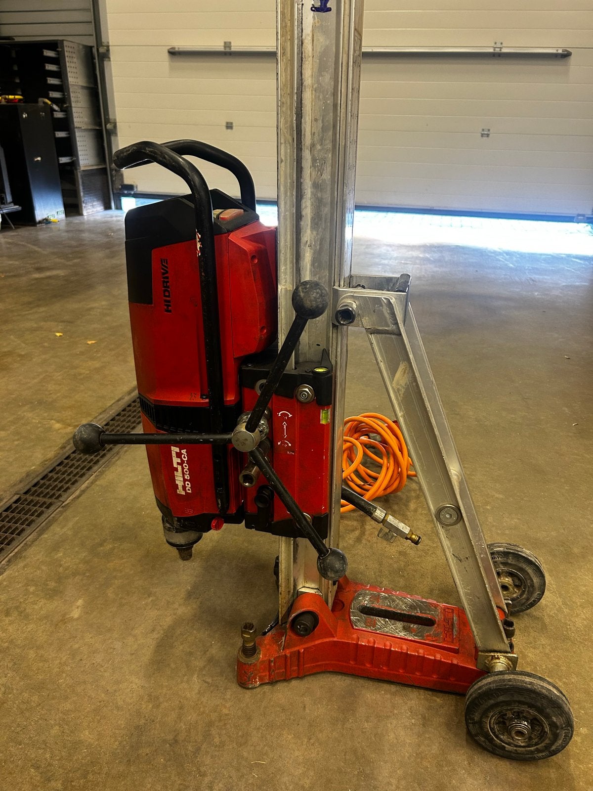 Hilti DD 500-CA Boorstandaard met Boormachine, Ophalen, Gebruikt, 600 watt of meer, Overige typen