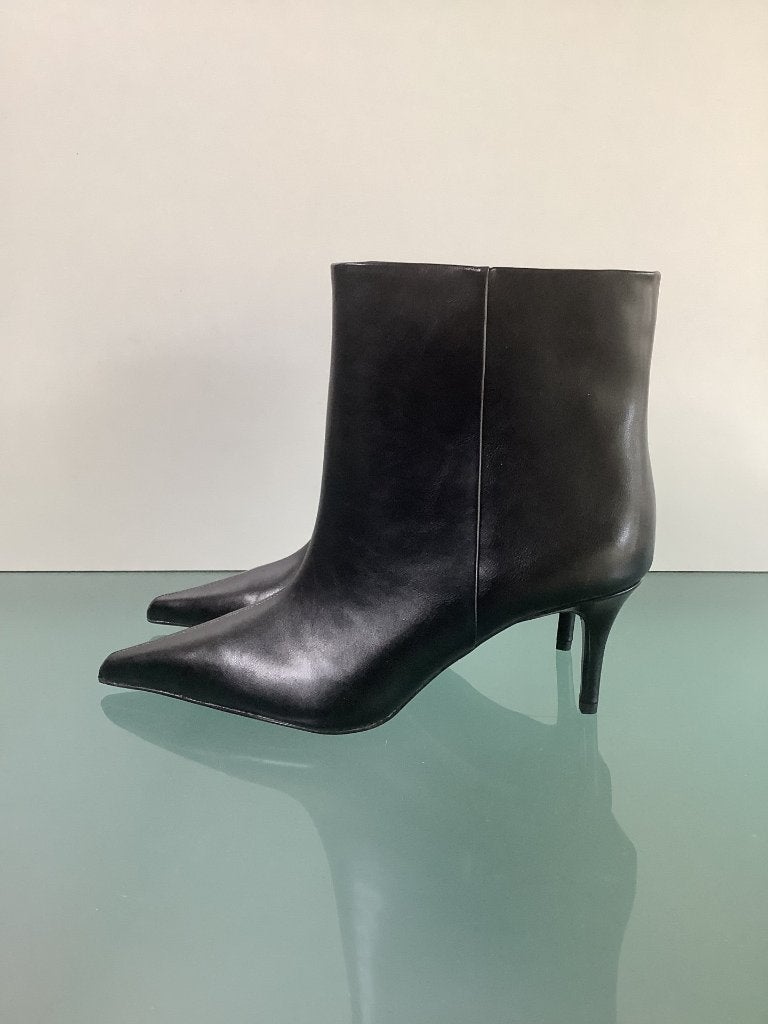 Zwarte stiletto enkellaarsjes 41 | Nieuw | Gratis verzenden, Verzenden, Zwart, Lage of Enkellaarzen, Nieuw