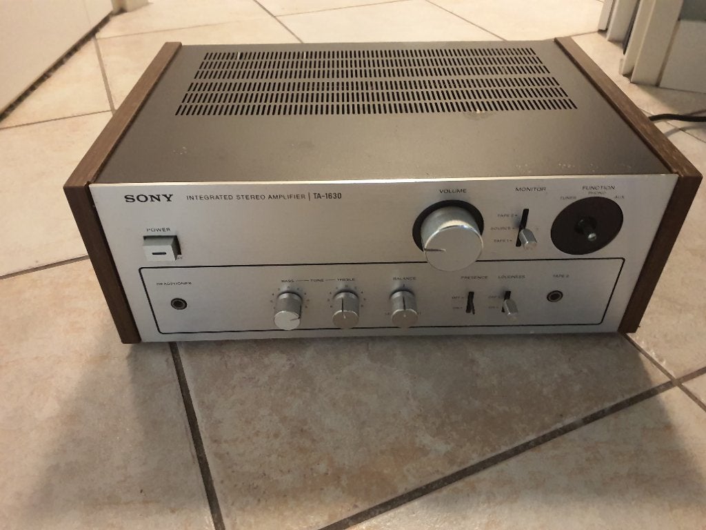 Sony TA-1630 versterker jaren 70 Defect!, Ophalen, Niet werkend, 120 watt of meer, Sony