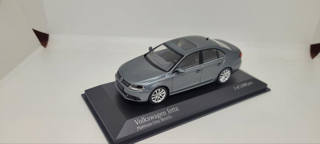 Minichamps 2010 VW Jetta, Ophalen of Verzenden, Zo goed als nieuw, Auto, MiniChamps