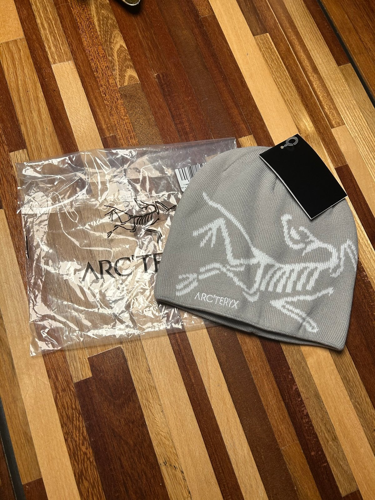 Nieuwe Arcteryx Muts - Nooit Gedragen, Ophalen of Verzenden, Nieuw, One size fits all, Hoed