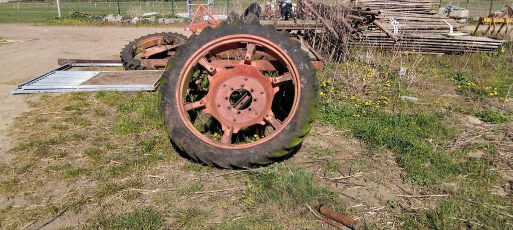 Deutz banden met velg, Zakelijke goederen, Agrarisch | Onderdelen | Banden, Velgen en Assen, Ophalen of Verzenden
