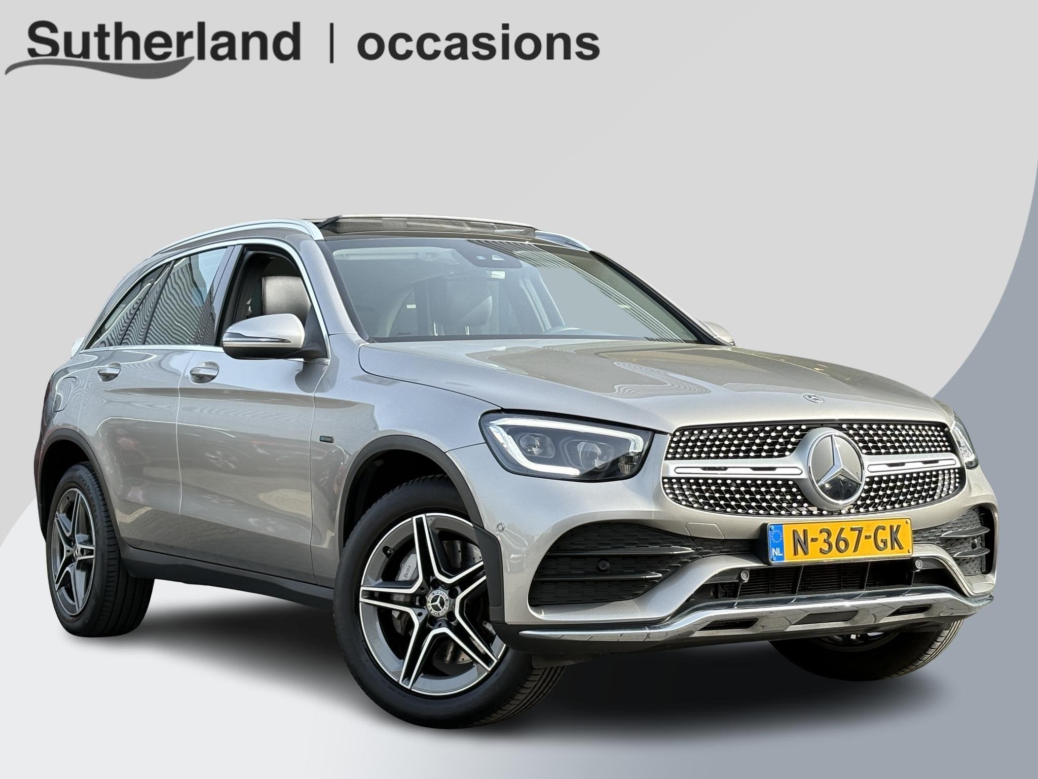 Mercedes-Benz GLC-klasse 300e 4MATIC Premium Plus | Panorama, Auto's, Automaat, 14 kWh, Gebruikt, 4 cilinders