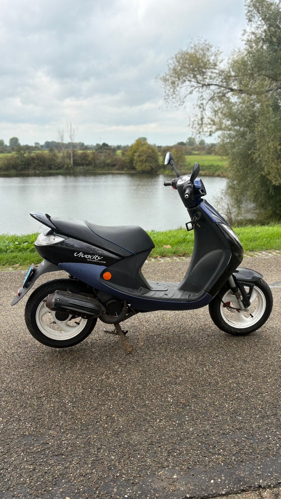 Peugeot Vivacity, Fietsen en Brommers, Ophalen, Zo goed als nieuw, Benzine, Vivacity
