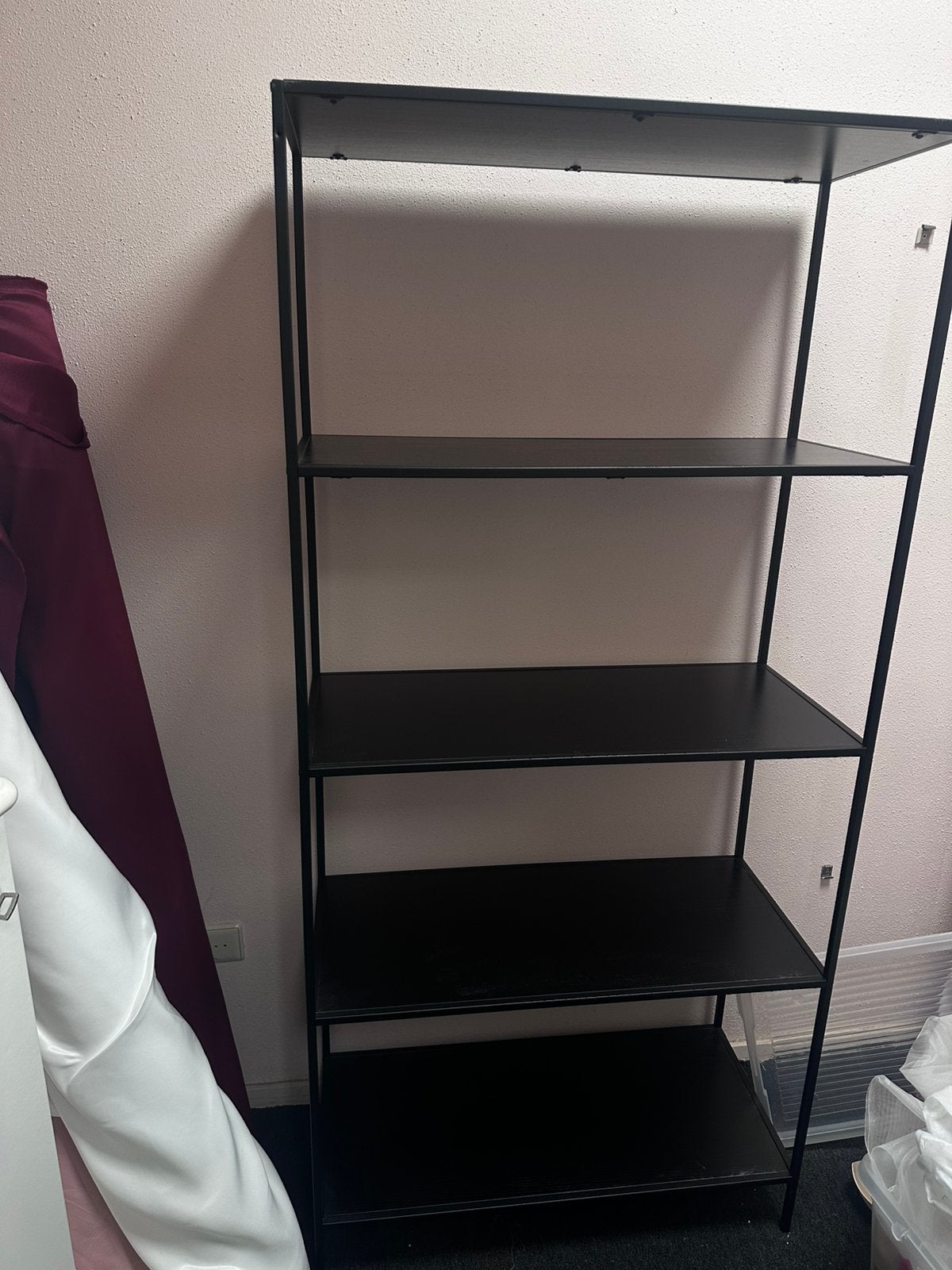 Planken kast / boekenkast hout met metaal zwart, Ophalen of Verzenden, Zo goed als nieuw