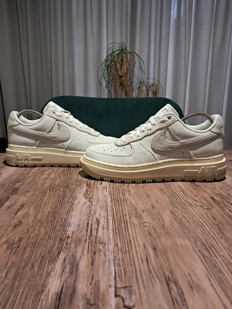 Nike Air Force 1 LUX 'Summit White' Size 42, Kleding | Heren, Schoenen, Wit, Nike, Ophalen of Verzenden, Sneakers of Gympen
