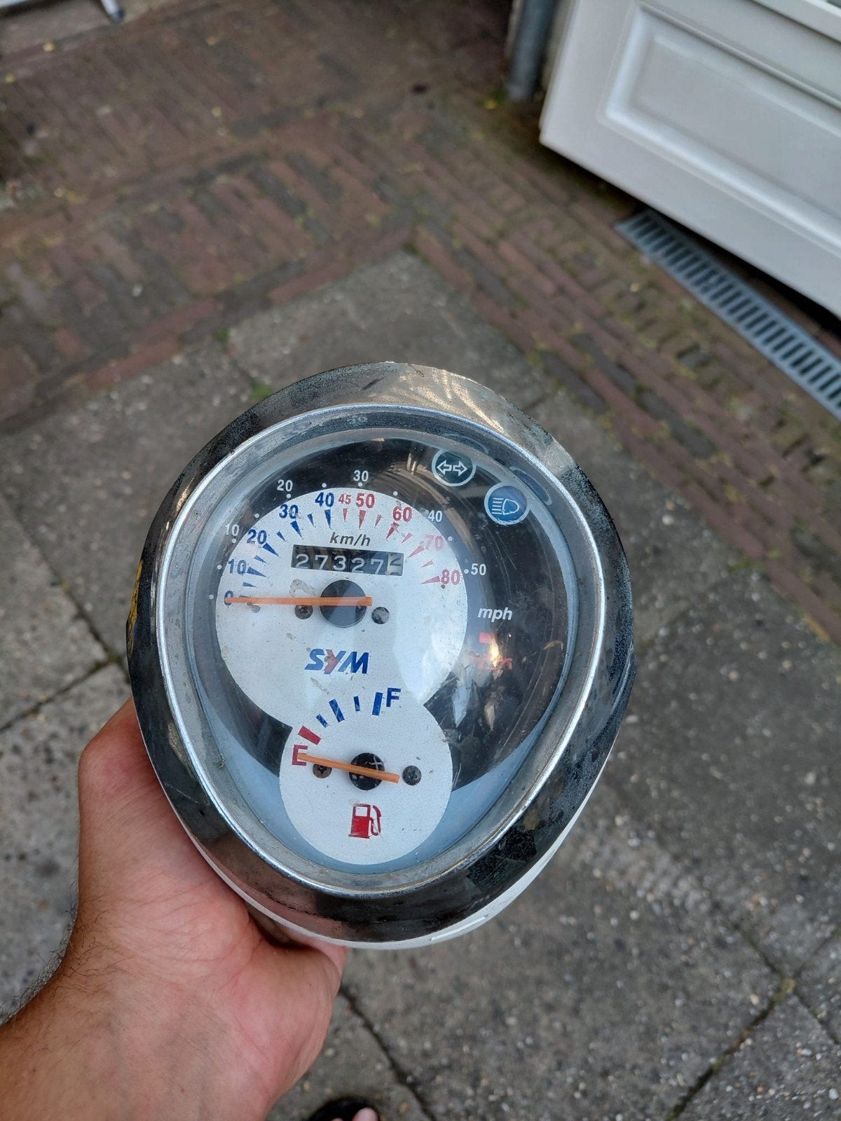 Sym mio tellerunit/kilometerteller, Fietsen en Brommers, Scooters | SYM, Ophalen of Verzenden, Benzine, Mio