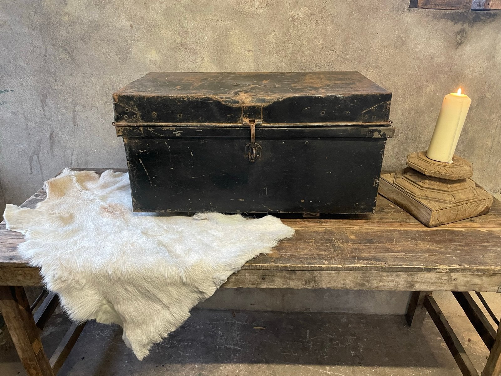 Aparte Oude Metalen Kist - Vintage Opbergkist, Huis en Inrichting, Woonaccessoires | Kisten, Minder dan 50 cm, Gebruikt, 50 tot 100 cm