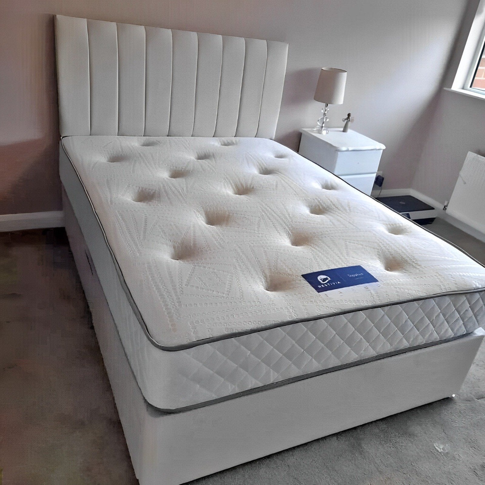Brandnieuw bed met matras 90x200, 140x200, 160x200, 180x200, Huis en Inrichting, Slaapkamer | Complete slaapkamers, Ophalen of Verzenden