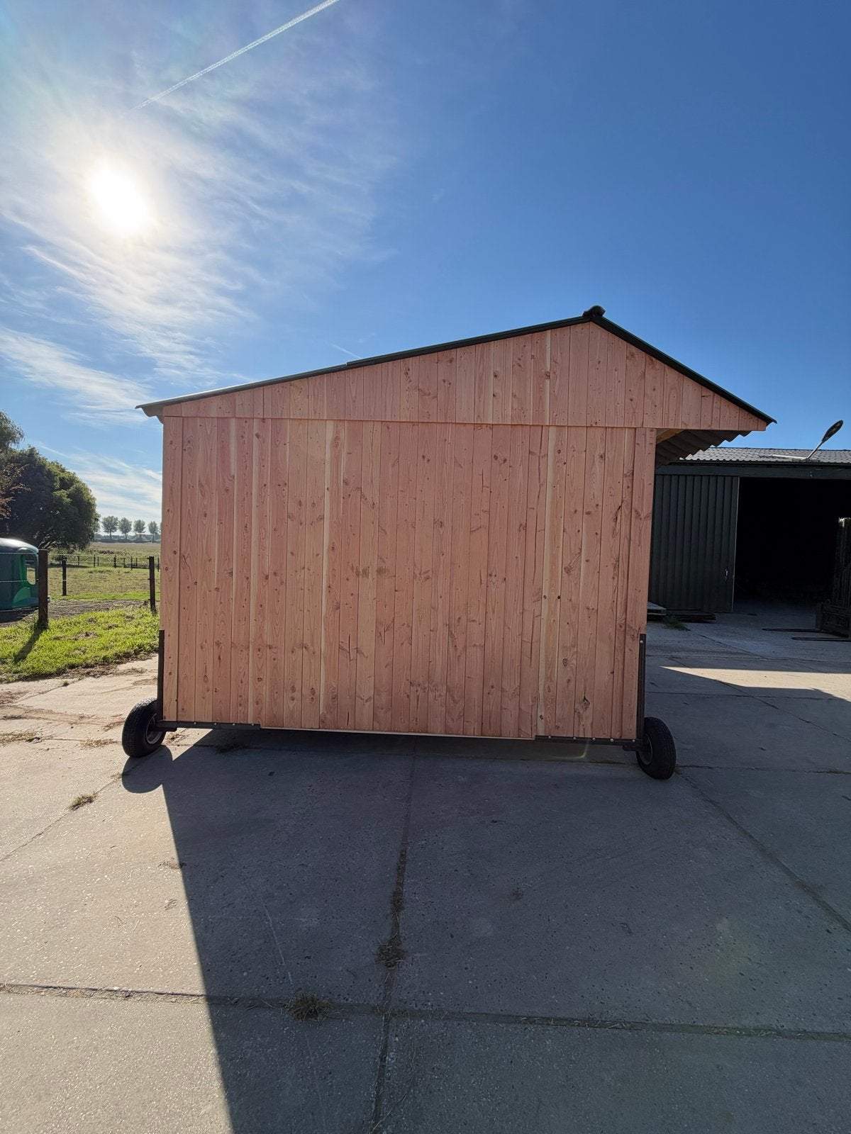 Mobiele Stal 6.00 x 3.50 m - Dubbelwandig  direct leverbaar!, Stalling, 2 of 3 paarden of pony's